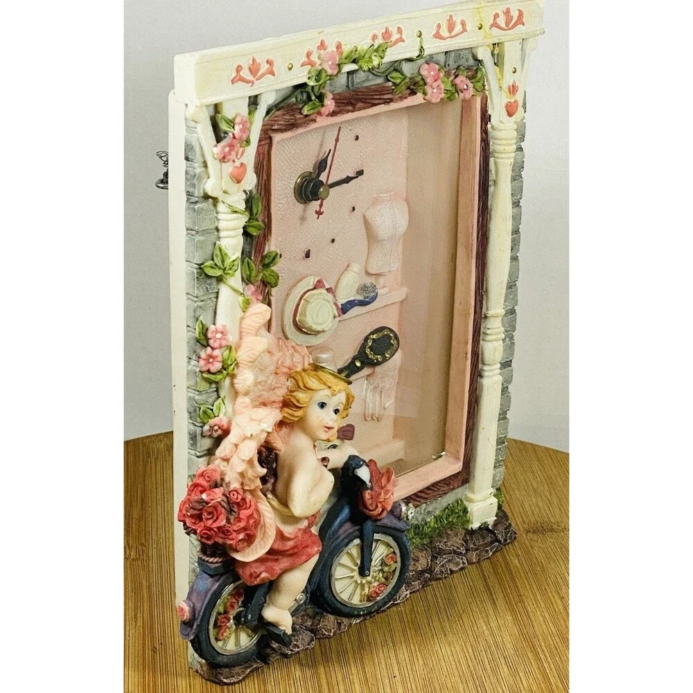 Vintage Cherub Angel Wall Frame ( Clock Not Working ) 9”x7”x3” ( See Pic)
